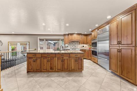 2416 E 10305 S Sandy UT 84092
