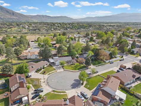 2416 E 10305 S Sandy UT 84092