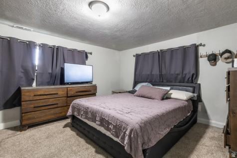 150 S 450 E Clearfield UT 84015