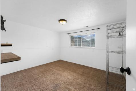 5035 S 4275 W Roy UT 84067