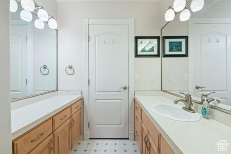 1287 W Bloomington Drive S St. George UT 84790