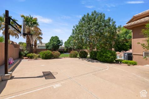 1287 W Bloomington Drive S St. George UT 84790