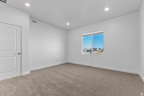 1553 Fins Road Washington UT 84780