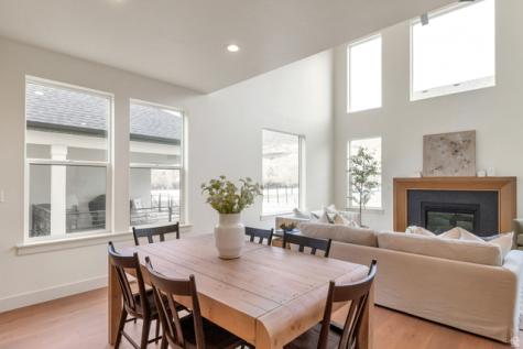 2132 N 725 W Centerville UT 84014