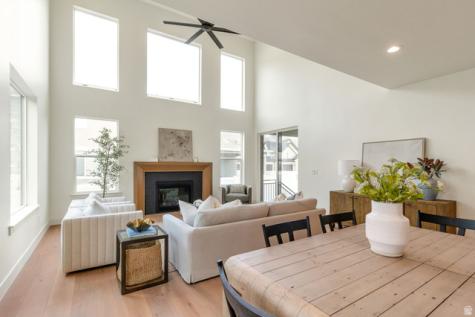 2132 N 725 W Centerville UT 84014