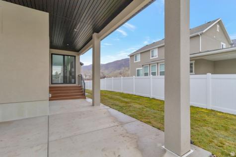2132 N 725 W Centerville UT 84014