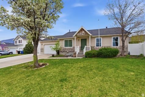 1216 E Loafer View Drive Payson UT 84651