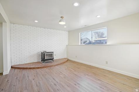 569 E Aloha Lane Sandy UT 84070