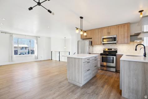 569 E Aloha Lane Sandy UT 84070