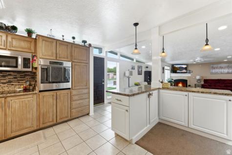 448 E 9150 S Sandy UT 84070