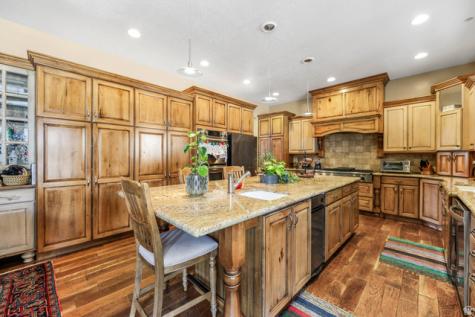 5885 S Tolcate Lane Holladay UT 84121