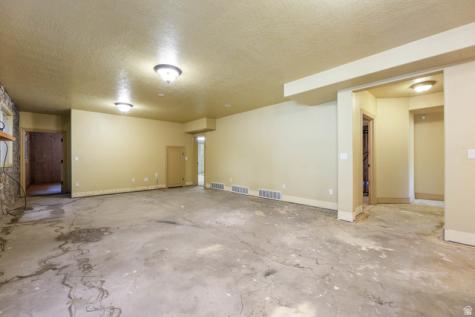 5885 S Tolcate Lane Holladay UT 84121