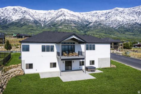 851 E Mountain Road North Ogden UT 84414