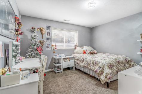 729 E Crestview Drive S Tooele UT 84074