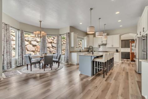 2543 E 700 S Springville UT 84663