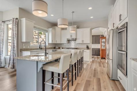 2543 E 700 S Springville UT 84663