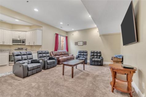 2543 E 700 S Springville UT 84663