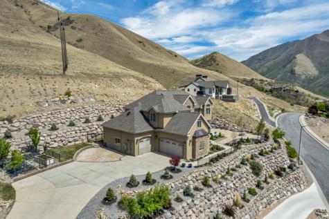 2543 E 700 S Springville UT 84663