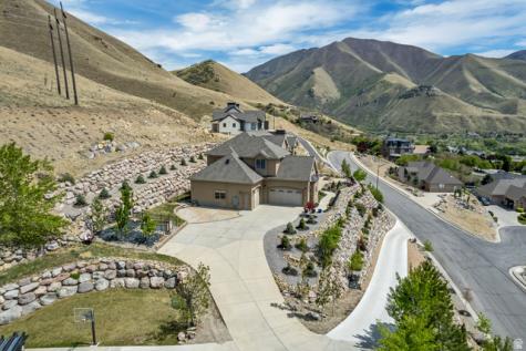 2543 E 700 S Springville UT 84663