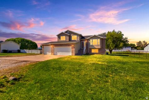 5144 W 4525 S Hooper UT 84315