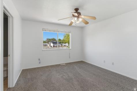 5144 W 4525 S Hooper UT 84315