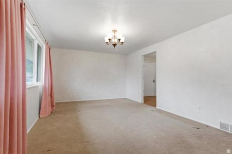 284 E 1140 N Orem UT 84057
