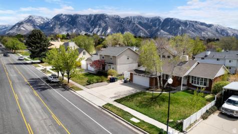 1822 E 9800 S Sandy UT 84092