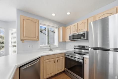 7910 S Pear Tree Circle E Sandy UT 84094