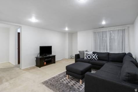 11466 S Cherry Hill Drive E Sandy UT 84094