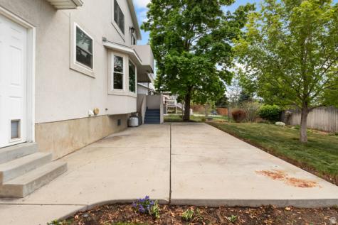 11466 S Cherry Hill Drive E Sandy UT 84094
