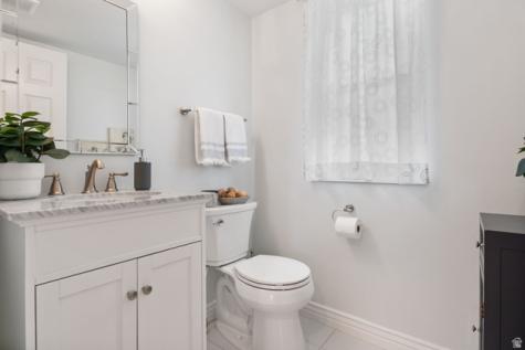 11466 S Cherry Hill Drive E Sandy UT 84094