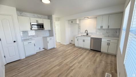 1782 N 80 E Tooele UT 84074
