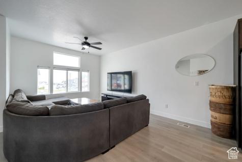 2019 E Harkers Way N Eagle Mountain UT 84005