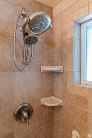 322 E Lane Circle Sandy UT 84070
