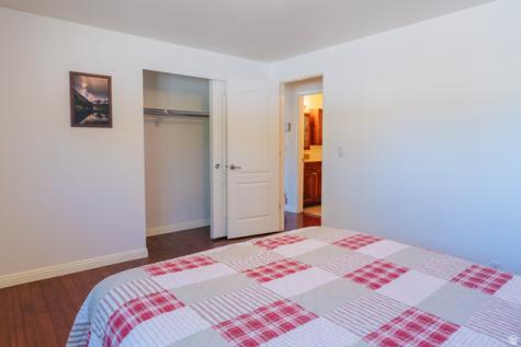 322 E Lane Circle Sandy UT 84070