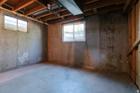 322 E Lane Circle Sandy UT 84070