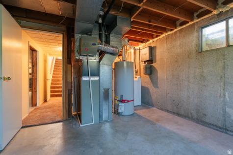 322 E Lane Circle Sandy UT 84070