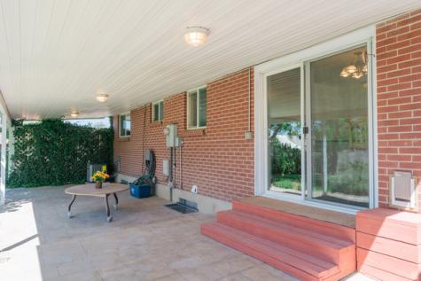322 E Lane Circle Sandy UT 84070