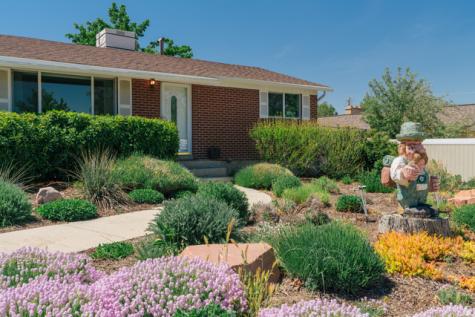 322 E Lane Circle Sandy UT 84070