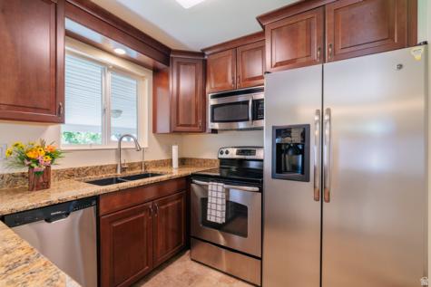 322 E Lane Circle Sandy UT 84070
