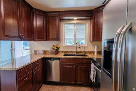 322 E Lane Circle Sandy UT 84070