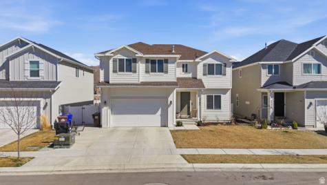 3784 N Doris Loop Road E Eagle Mountain UT 84005