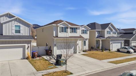 3784 N Doris Loop Road E Eagle Mountain UT 84005