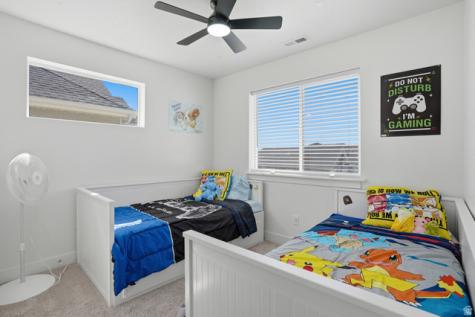 3784 N Doris Loop Road E Eagle Mountain UT 84005