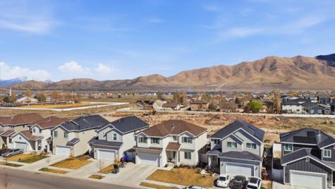 3784 N Doris Loop Road E Eagle Mountain UT 84005