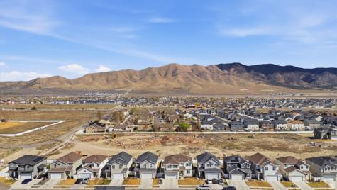 3784 N Doris Loop Road E Eagle Mountain UT 84005