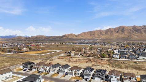 3784 N Doris Loop Road E Eagle Mountain UT 84005