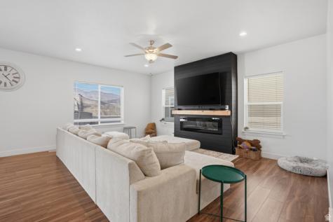 3784 N Doris Loop Road E Eagle Mountain UT 84005