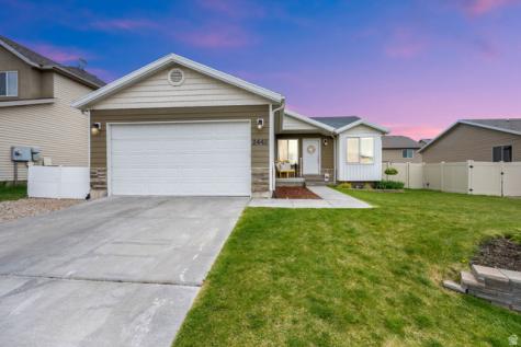 2442 E Hitching Post Drive Eagle Mountain UT 84005