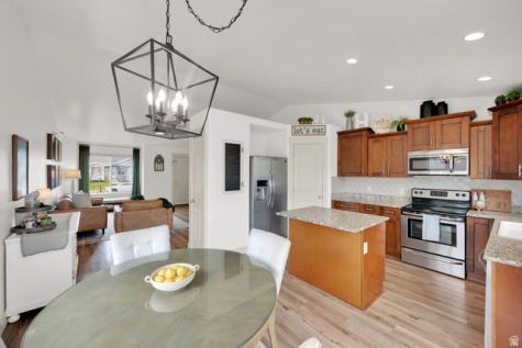 2442 E Hitching Post Drive Eagle Mountain UT 84005